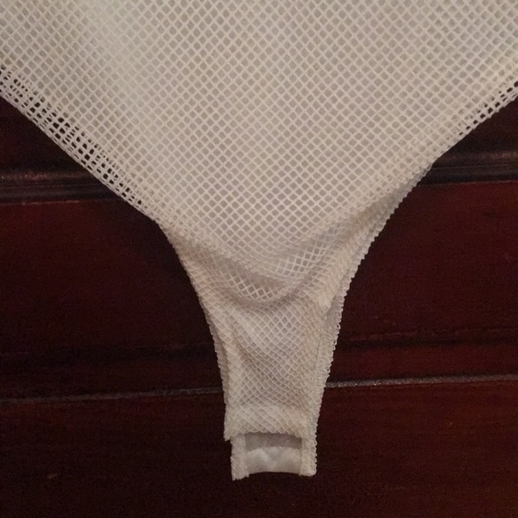 Mesh body suit - Picture 3 of 5